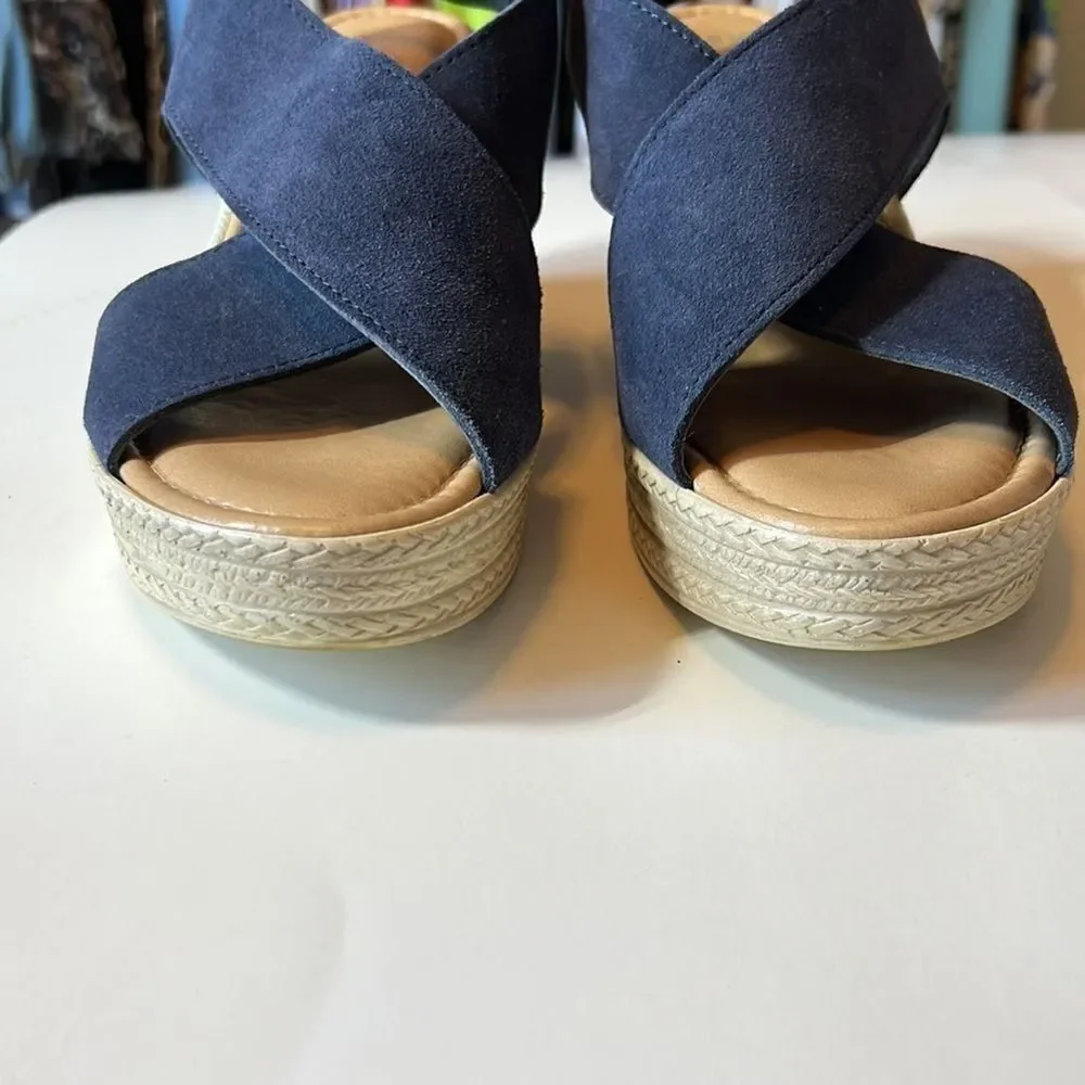 BELLA ~ VITA Women’s Leather Suede Platform Wedge Open Toe Sandal Blue Size 10